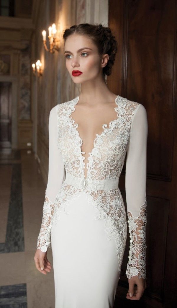 How To Find The Perfect Wedding Dress For The Older Bride
