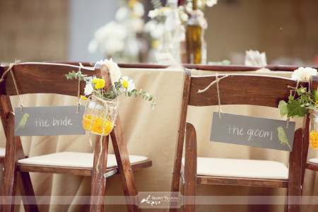 yellow accents for your wedding decorations