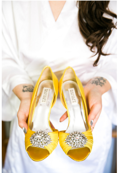yellow shoes for your wedding