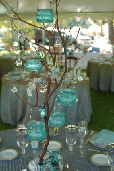 teal centerpiece for a wedding